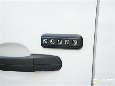 2019 Ford Transit   - Photo 8 - Lynnwood, WA 98036