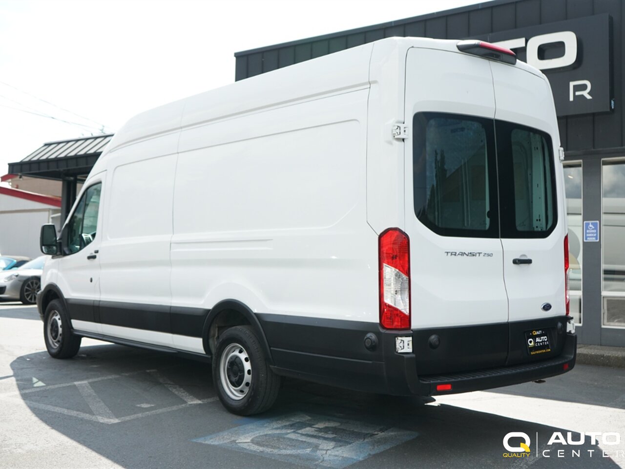 2019 Ford Transit - Photo 7 - Lynnwood, WA 98036