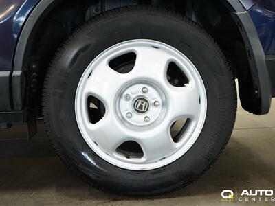 2009 Honda CR-V LX   - Photo 9 - Lynnwood, WA 98036