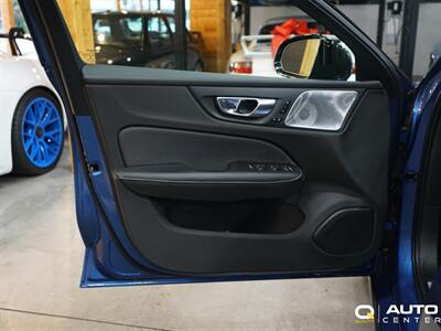 2021 Volvo S60 T5 R-Design   - Photo 11 - Lynnwood, WA 98036