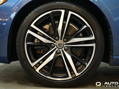 2021 Volvo S60 T5 R-Design   - Photo 9 - Lynnwood, WA 98036