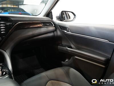 2020 Toyota Camry LE   - Photo 19 - Lynnwood, WA 98036