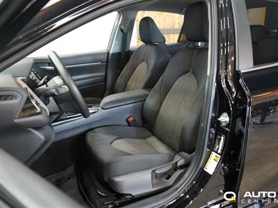 2020 Toyota Camry LE   - Photo 12 - Lynnwood, WA 98036