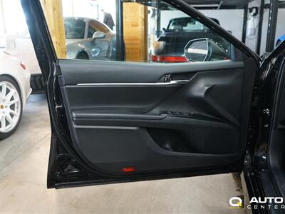 2020 Toyota Camry LE   - Photo 10 - Lynnwood, WA 98036