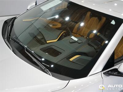 2020 Chevrolet Corvette Stingray 2LT   - Photo 10 - Lynnwood, WA 98036