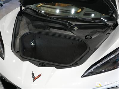 2020 Chevrolet Corvette Stingray 2LT   - Photo 11 - Lynnwood, WA 98036