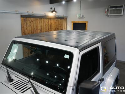 2012 Jeep Wrangler Sahara   - Photo 11 - Lynnwood, WA 98036