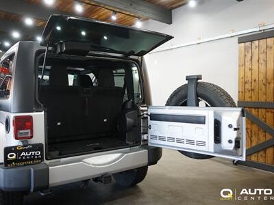 2012 Jeep Wrangler Sahara   - Photo 34 - Lynnwood, WA 98036