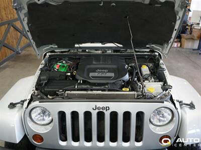 2012 Jeep Wrangler Sahara   - Photo 12 - Lynnwood, WA 98036