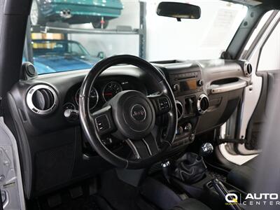 2012 Jeep Wrangler Sahara   - Photo 20 - Lynnwood, WA 98036