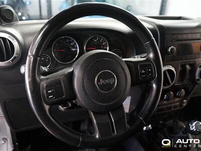2012 Jeep Wrangler Sahara   - Photo 21 - Lynnwood, WA 98036
