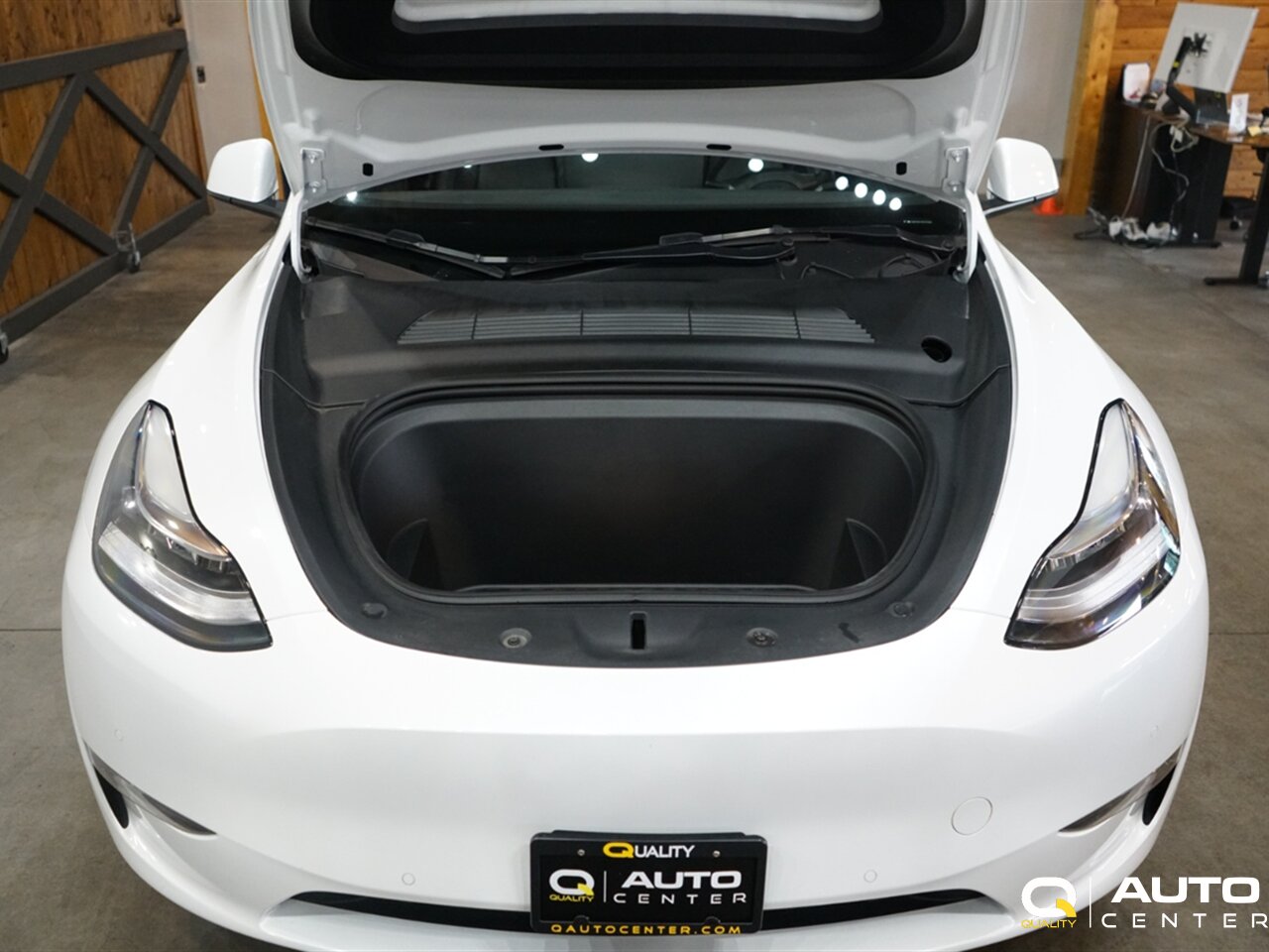 2022 Tesla Model Y Long Range - Photo 10 - Lynnwood, WA 98036