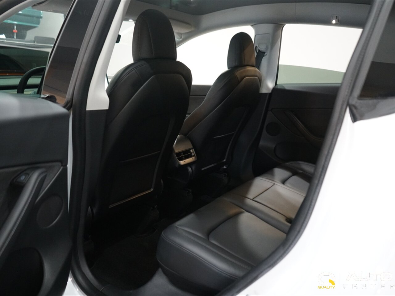 2022 Tesla Model Y Long Range - Photo 25 - Lynnwood, WA 98036