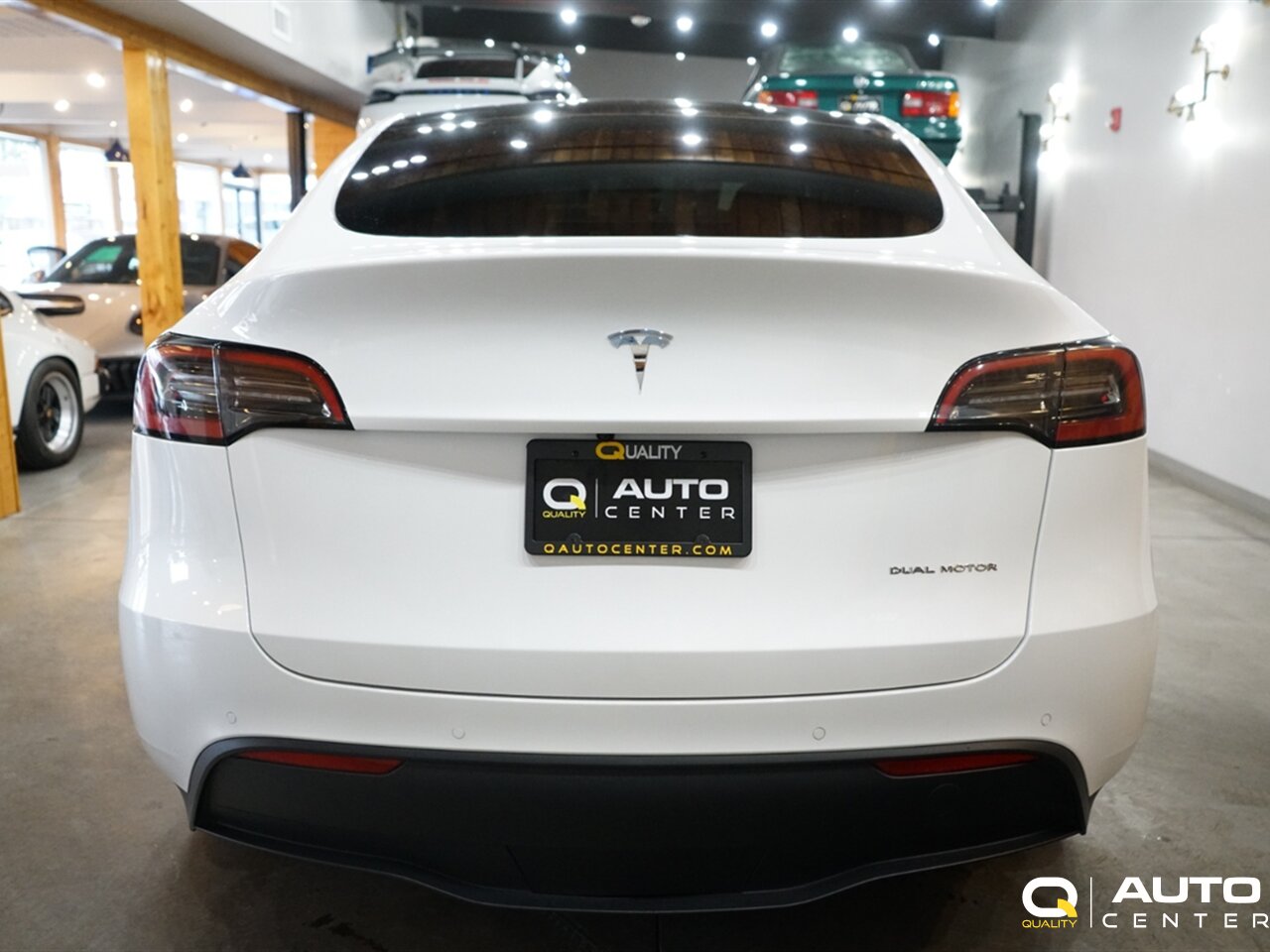 2022 Tesla Model Y Long Range - Photo 5 - Lynnwood, WA 98036