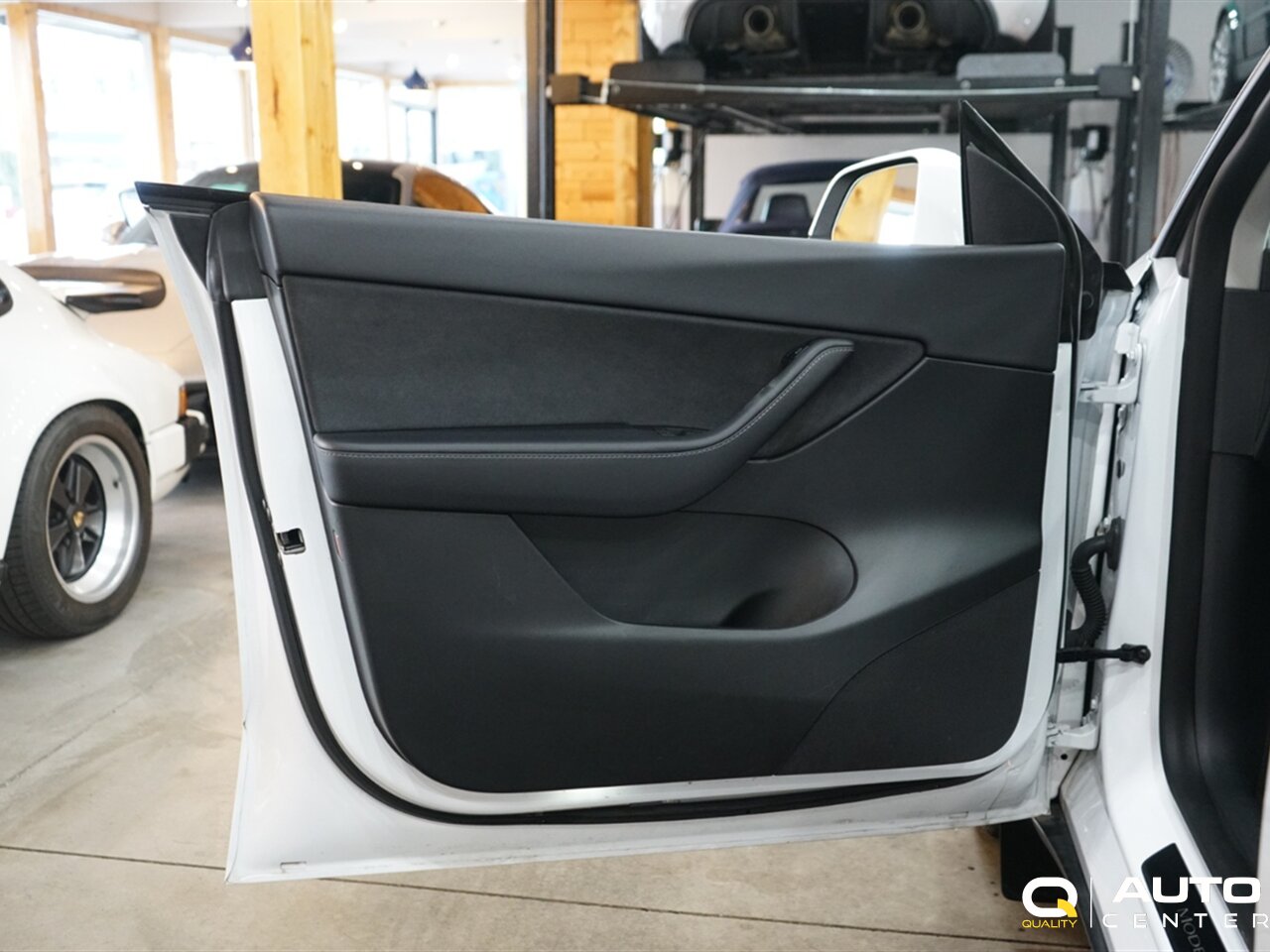 2022 Tesla Model Y Long Range - Photo 13 - Lynnwood, WA 98036