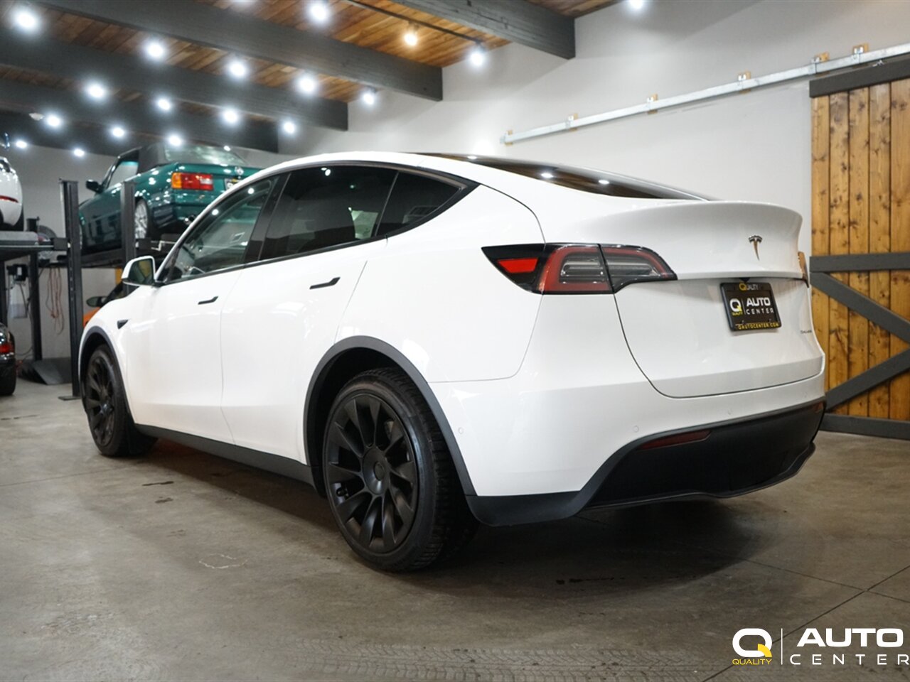 2022 Tesla Model Y Long Range - Photo 7 - Lynnwood, WA 98036