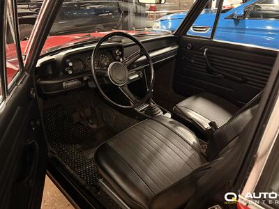 1973 BMW 2002 T002   - Photo 8 - Lynnwood, WA 98036