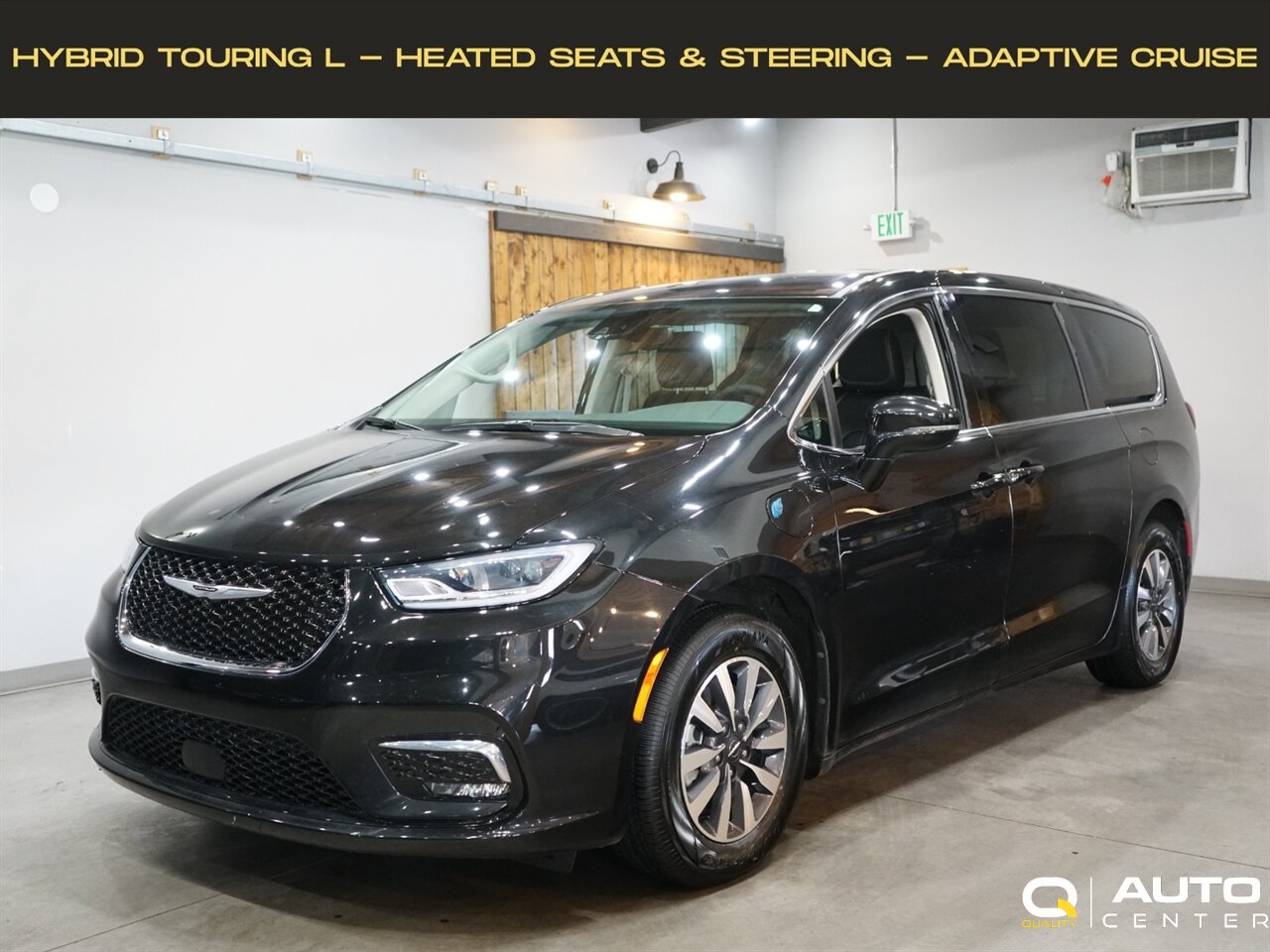 2022 Chrysler Pacifica Hybrid Touring L   - Photo 1 - Lynnwood, WA 98036