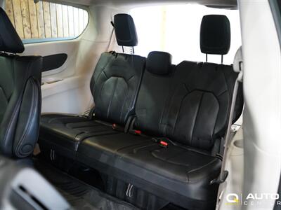 2022 Chrysler Pacifica Hybrid Touring L   - Photo 26 - Lynnwood, WA 98036