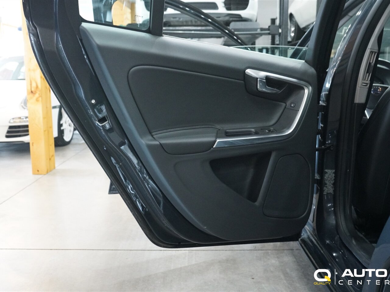 2016 Volvo S60 T5 Premier - Photo 12 - Lynnwood, WA 98036