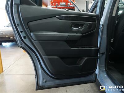 2023 Honda Pilot Elite   - Photo 13 - Lynnwood, WA 98036