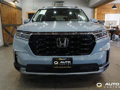 2023 Honda Pilot Elite   - Photo 2 - Lynnwood, WA 98036