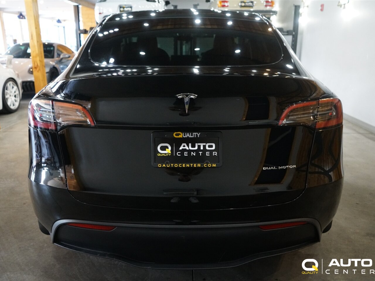 2023 Tesla Model Y Long Range - Photo 5 - Lynnwood, WA 98036