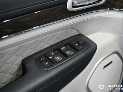 2020 Jeep Grand Cherokee Summit   - Photo 13 - Lynnwood, WA 98036