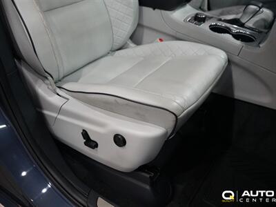 2020 Jeep Grand Cherokee Summit   - Photo 23 - Lynnwood, WA 98036