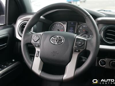 2017 Toyota Tacoma Limited V6   - Photo 21 - Lynnwood, WA 98036