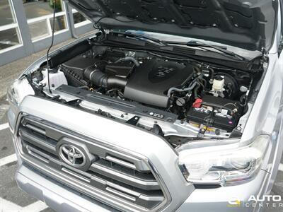 2017 Toyota Tacoma Limited V6   - Photo 13 - Lynnwood, WA 98036