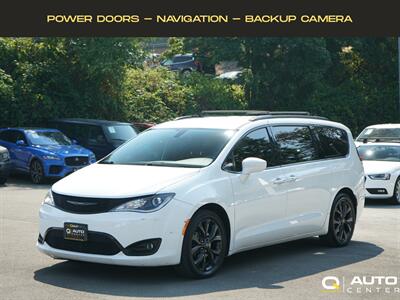 2018 Chrysler Pacifica Touring Plus   - Photo 1 - Lynnwood, WA 98036