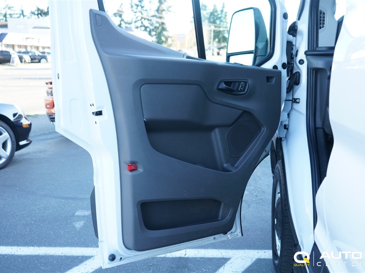 2024 Ford Transit - Photo 13 - Lynnwood, WA 98036