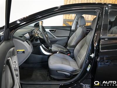 2013 Hyundai ELANTRA GLS   - Photo 13 - Lynnwood, WA 98036