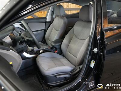 2013 Hyundai ELANTRA GLS   - Photo 10 - Lynnwood, WA 98036