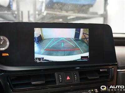 2022 Lexus ES 300h 300h   - Photo 25 - Lynnwood, WA 98036