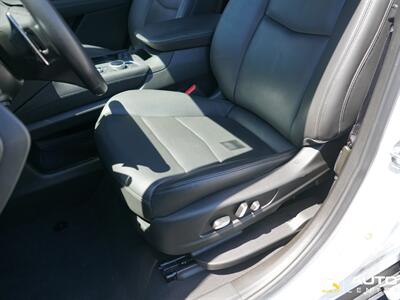 2024 Cadillac XT6 Sport   - Photo 19 - Lynnwood, WA 98036