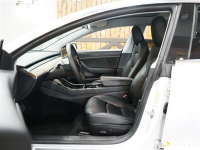 2020 Tesla Model 3 Standard Range Plus   - Photo 15 - Lynnwood, WA 98036