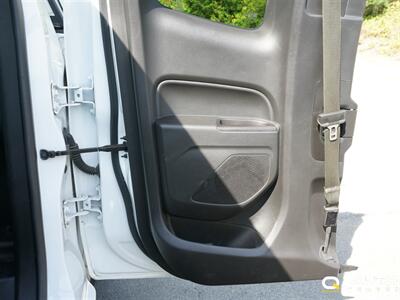 2018 Chevrolet Colorado Work Truck   - Photo 10 - Lynnwood, WA 98036