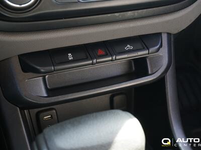 2018 Chevrolet Colorado Work Truck   - Photo 26 - Lynnwood, WA 98036