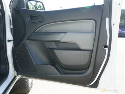 2018 Chevrolet Colorado Work Truck   - Photo 11 - Lynnwood, WA 98036