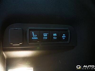 2018 Ford Explorer Platinum   - Photo 44 - Lynnwood, WA 98036