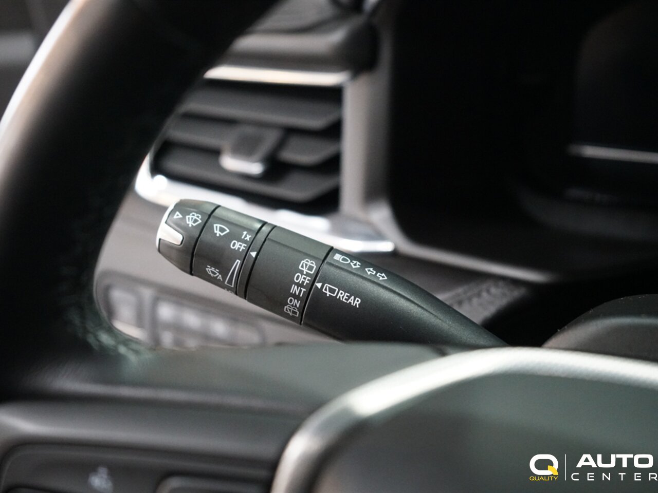 2023 GMC Yukon Denali - Photo 27 - Lynnwood, WA 98036