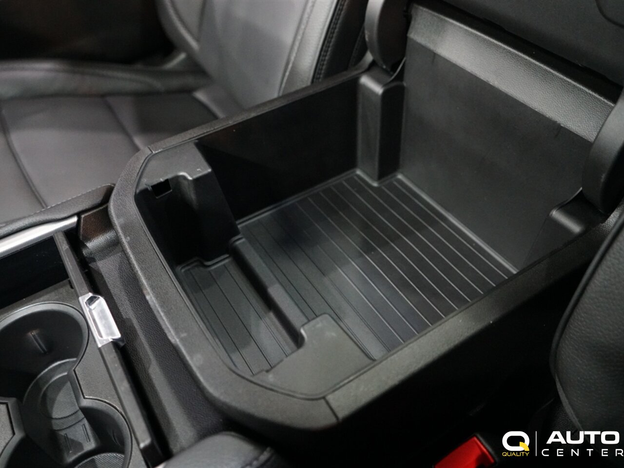 2023 GMC Yukon Denali - Photo 35 - Lynnwood, WA 98036