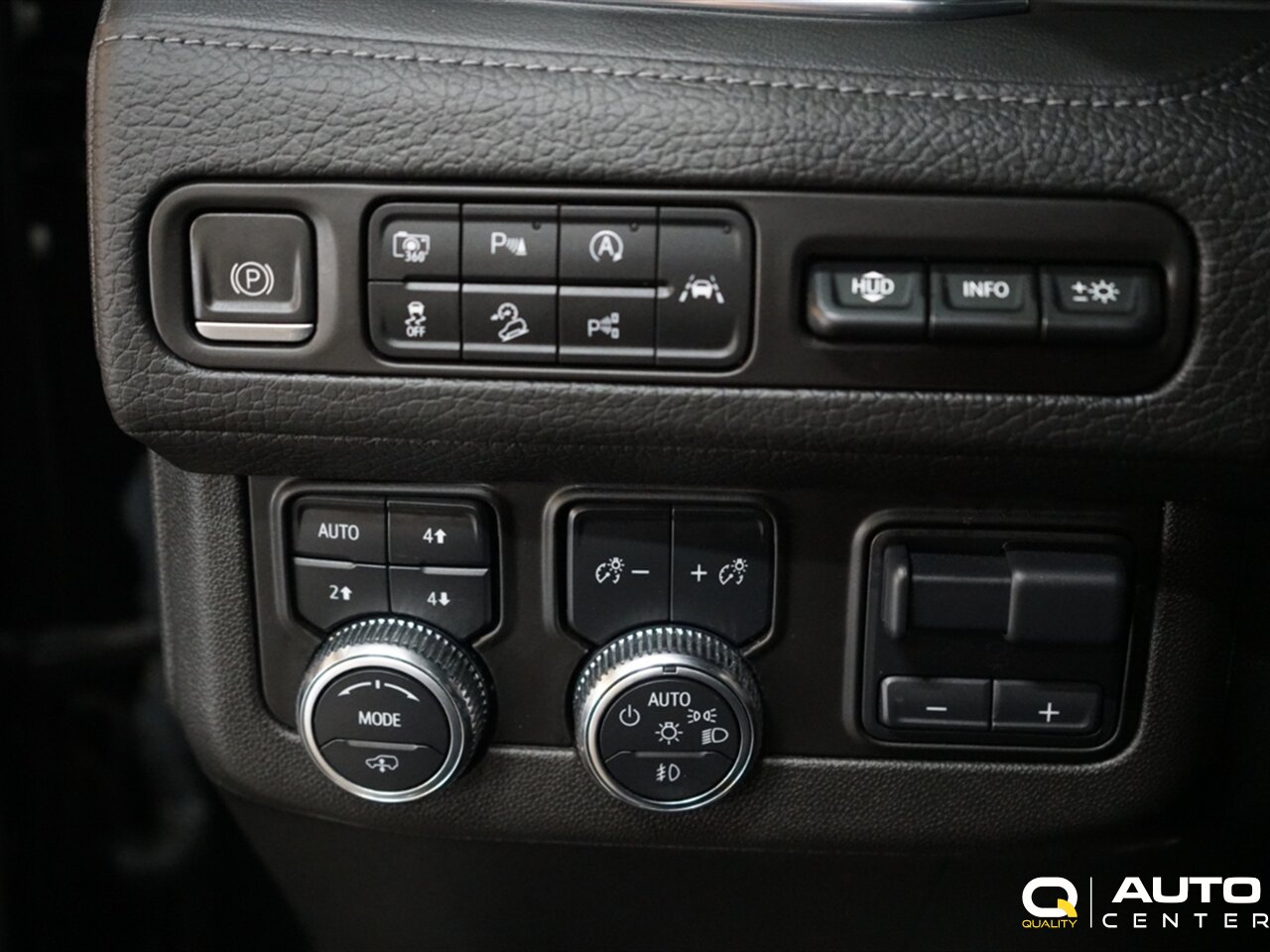 2023 GMC Yukon Denali - Photo 26 - Lynnwood, WA 98036