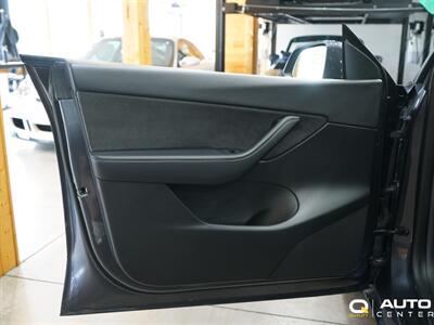 2022 Tesla Model Y Performance   - Photo 12 - Lynnwood, WA 98036