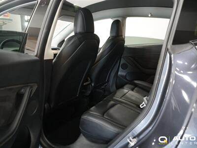 2022 Tesla Model Y Performance   - Photo 22 - Lynnwood, WA 98036