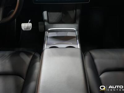 2022 Tesla Model Y Performance   - Photo 17 - Lynnwood, WA 98036
