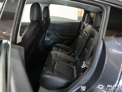 2022 Tesla Model Y Performance   - Photo 23 - Lynnwood, WA 98036
