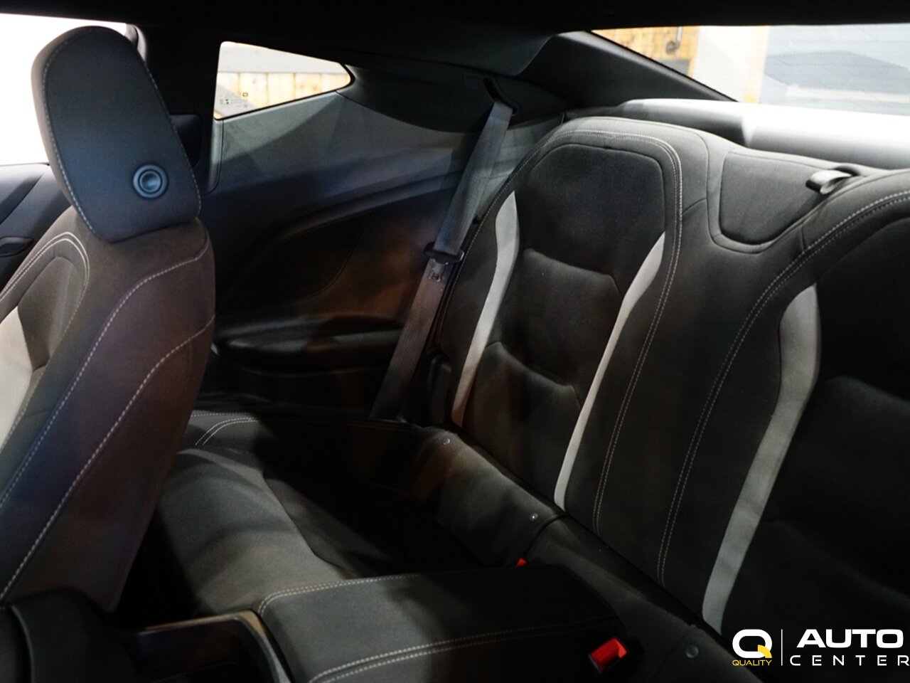 2020 Chevrolet Camaro LT1 - Photo 24 - Lynnwood, WA 98036